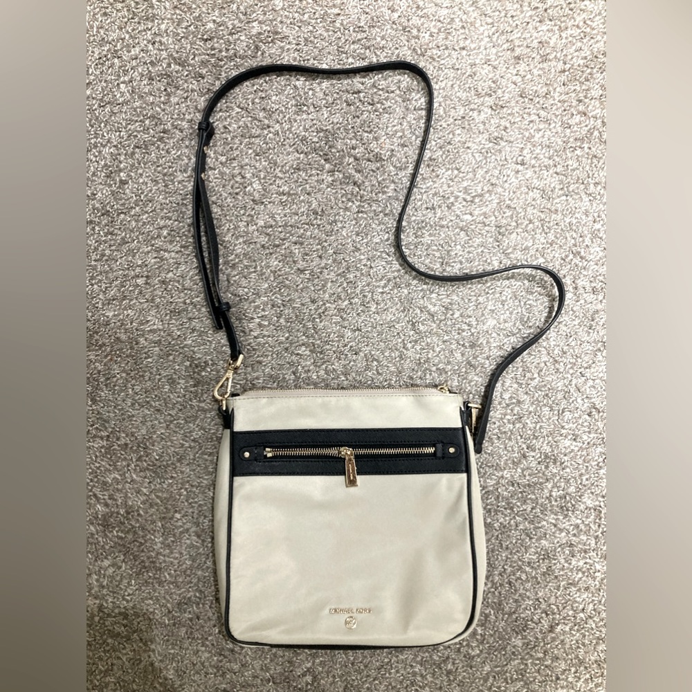 Michael Kors crossbody purse